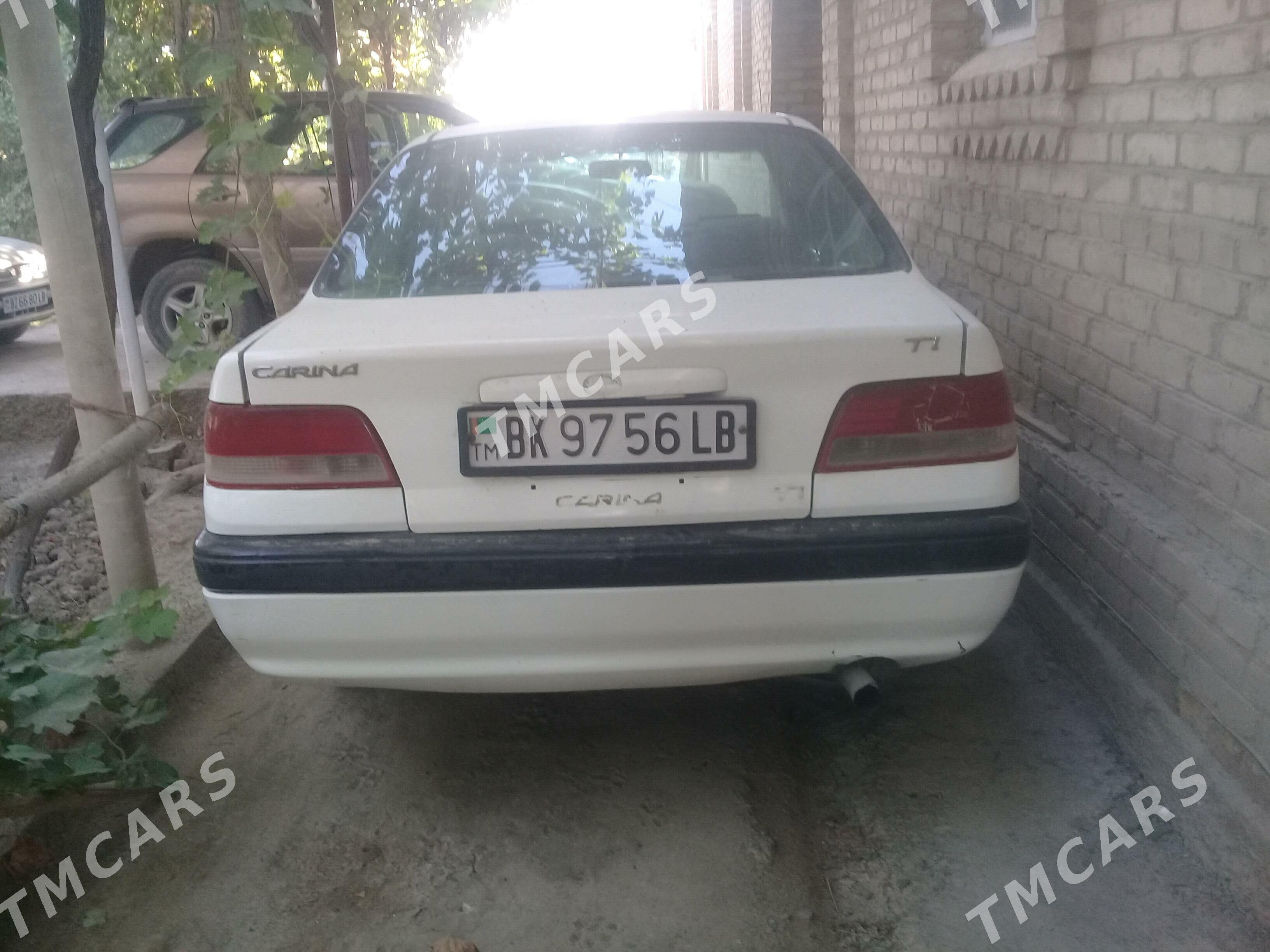 Toyota Carina 1996 - 35 000 TMT - Sakar - img 2