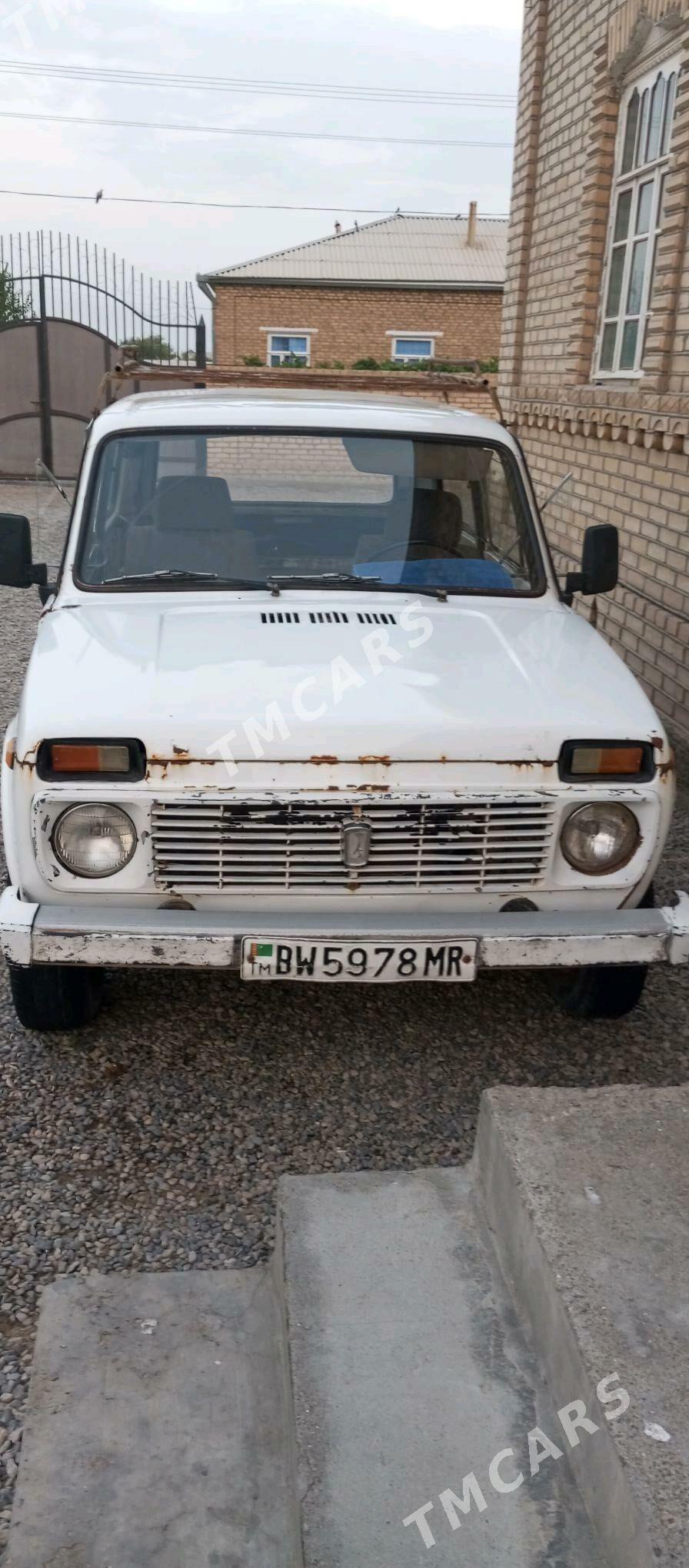 Lada Niva 1982 - 13 000 TMT - Мары - img 4