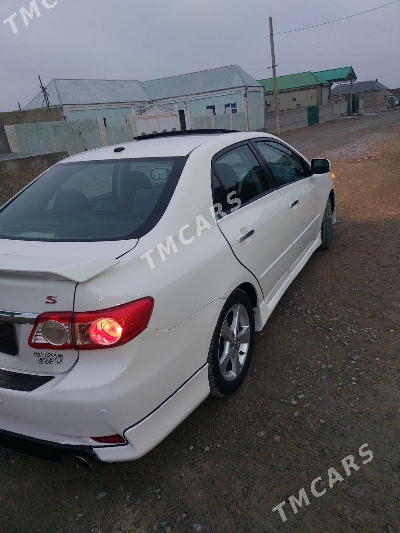 Toyota Corolla 2012 - 145 000 TMT - Бахарден - img 2