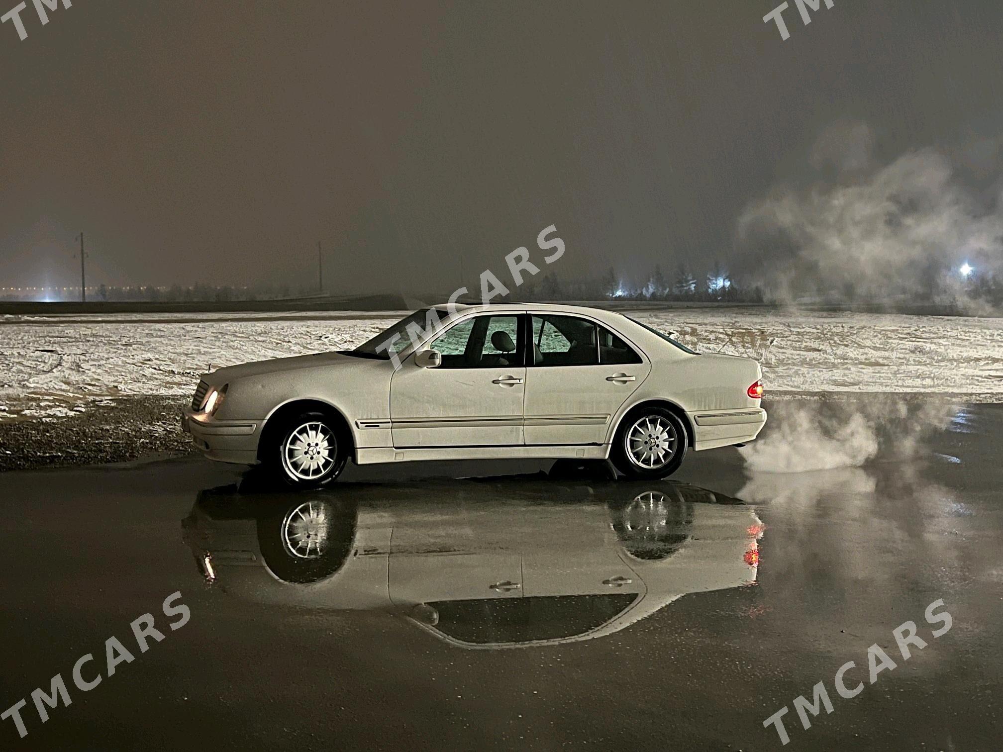 Mercedes-Benz E-Class 2001 - 122 000 TMT - Kim raýon - img 2