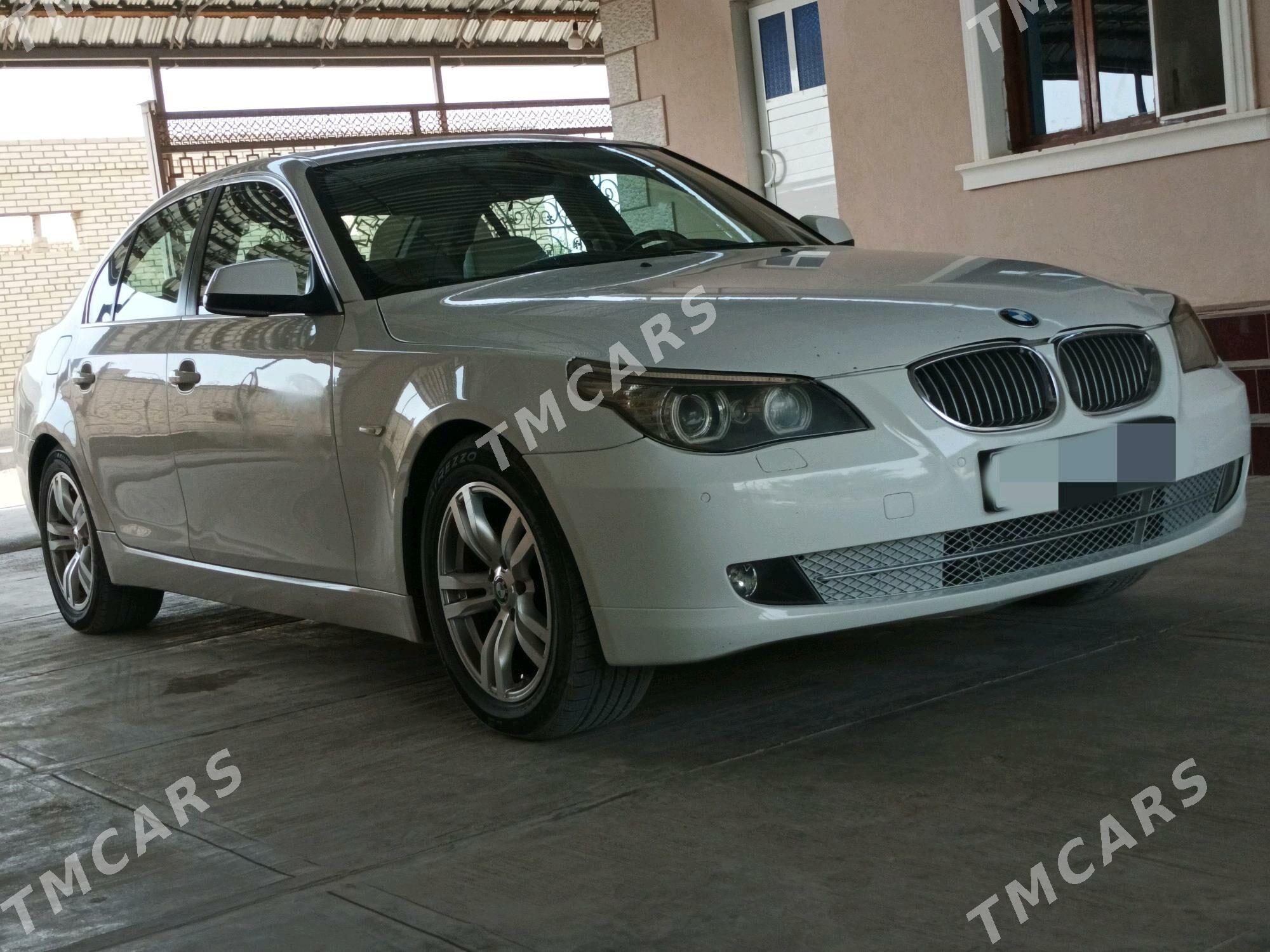 BMW 528 2009 - 145 000 TMT - Mary - img 2