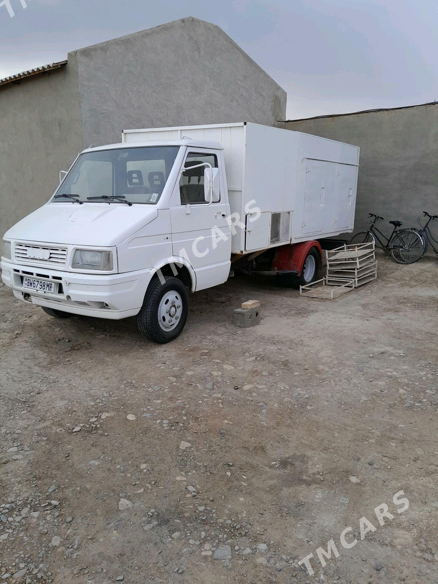 Iveco Magirus 1995 - 90 000 TMT - Мары - img 2