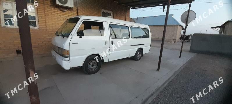 Toyota Hiace 1996 - 32 000 TMT - Mary - img 5