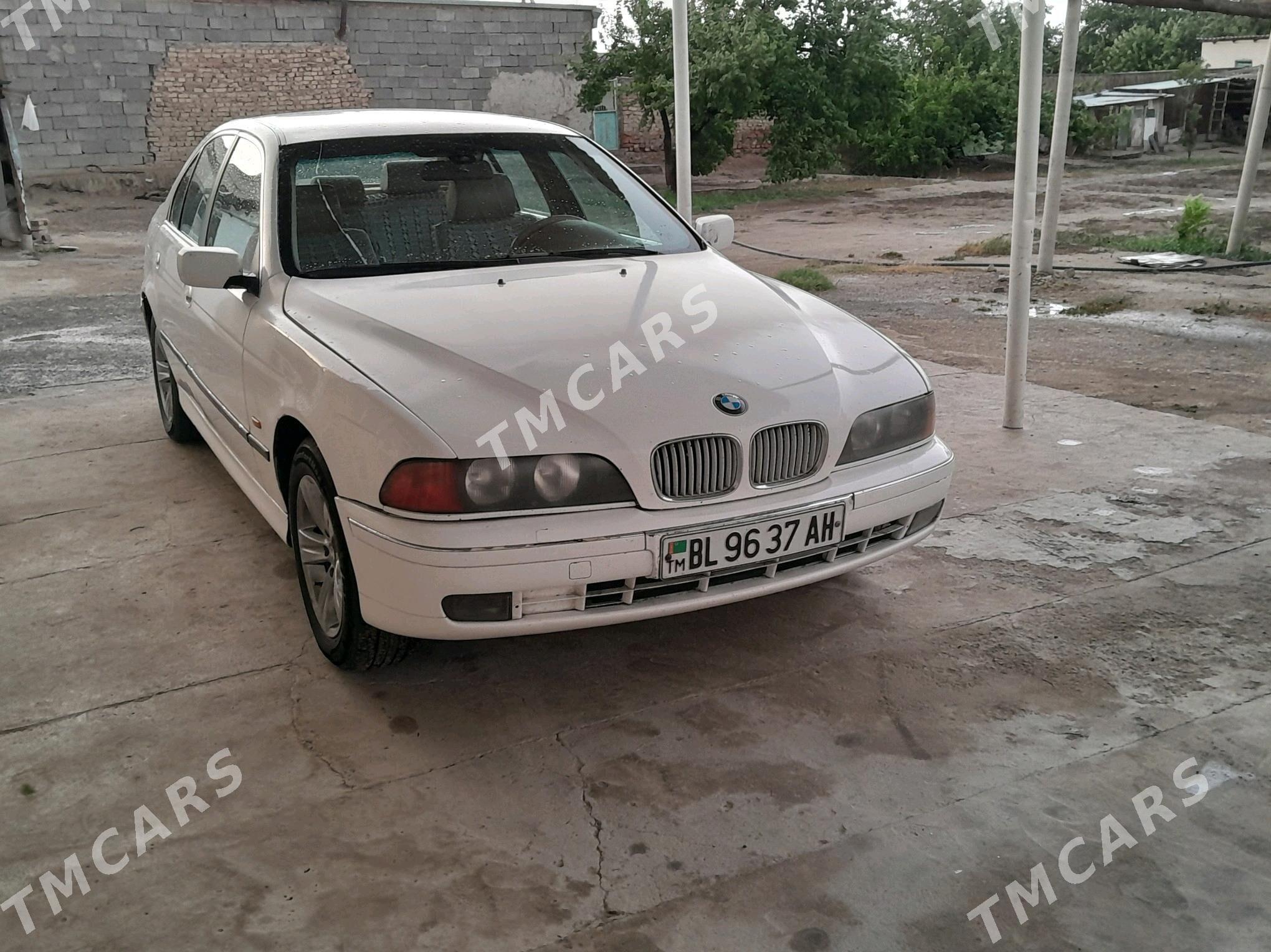 BMW E39 1999 - 50 000 TMT - Бахарден - img 4