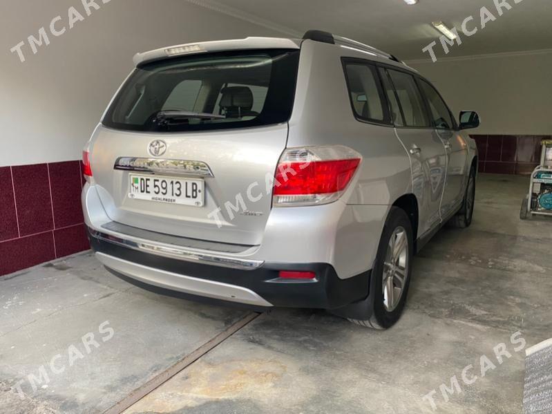 Toyota Highlander 2011 - 320 000 TMT - Туркменабат - img 2