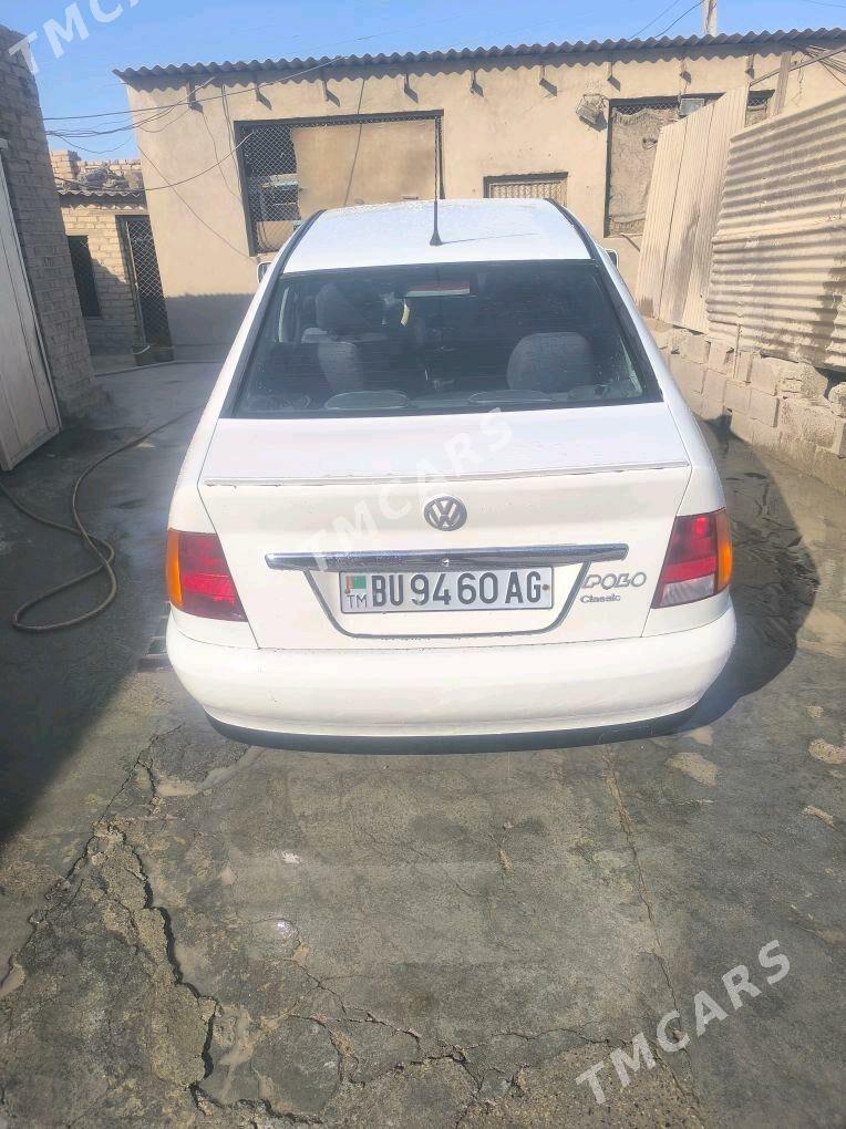 Volkswagen Polo 2000 - 45 000 TMT - Aşgabat - img 5