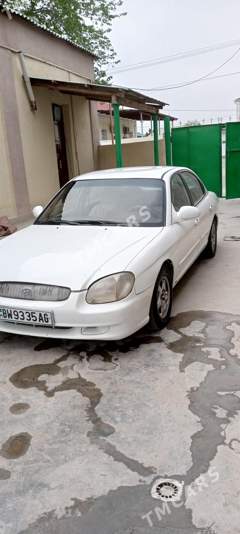 Hyundai Sonata 2000 - 35 000 TMT - Çoganly - img 3