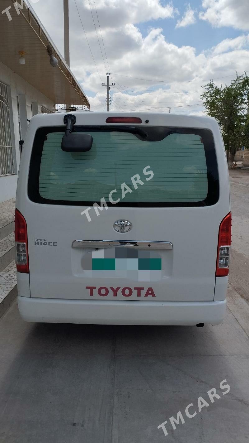 Toyota Hiace 2009 - 251 000 TMT - Керки - img 4