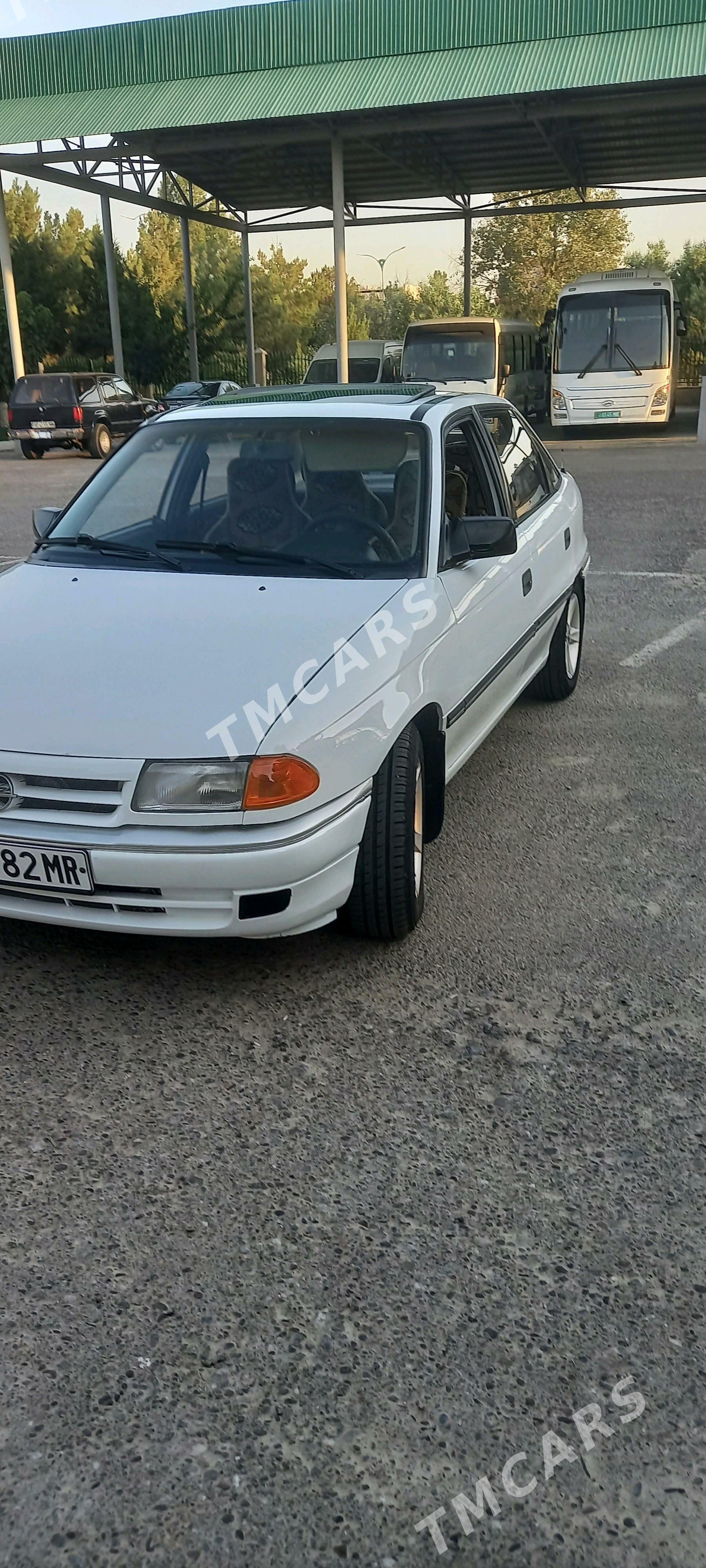Opel Astra 1992 - 32 000 TMT - Мары - img 3