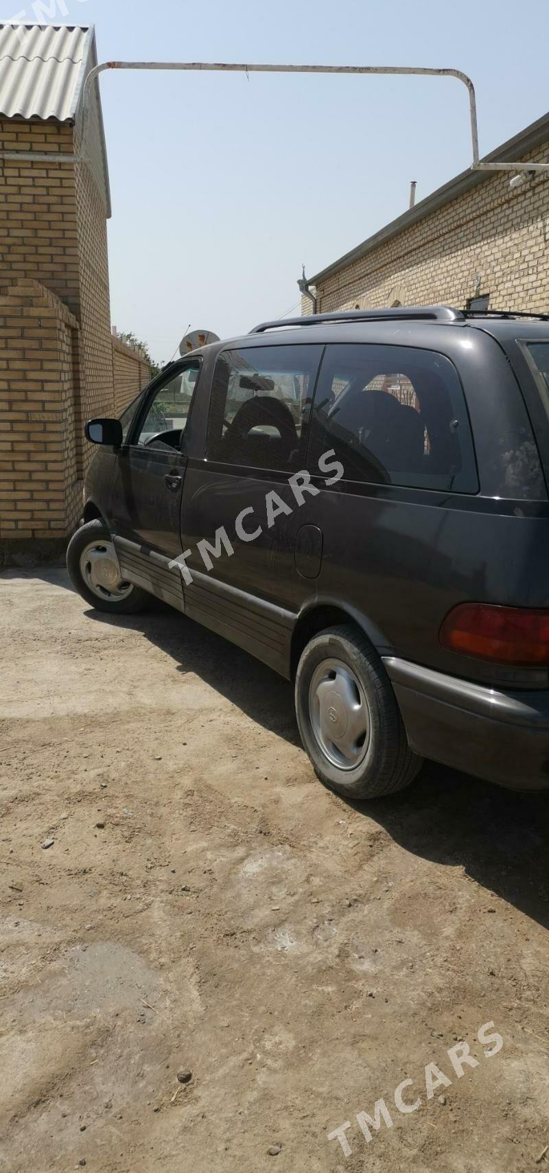 Toyota Previa 1992 - 55 000 TMT - Мары - img 3