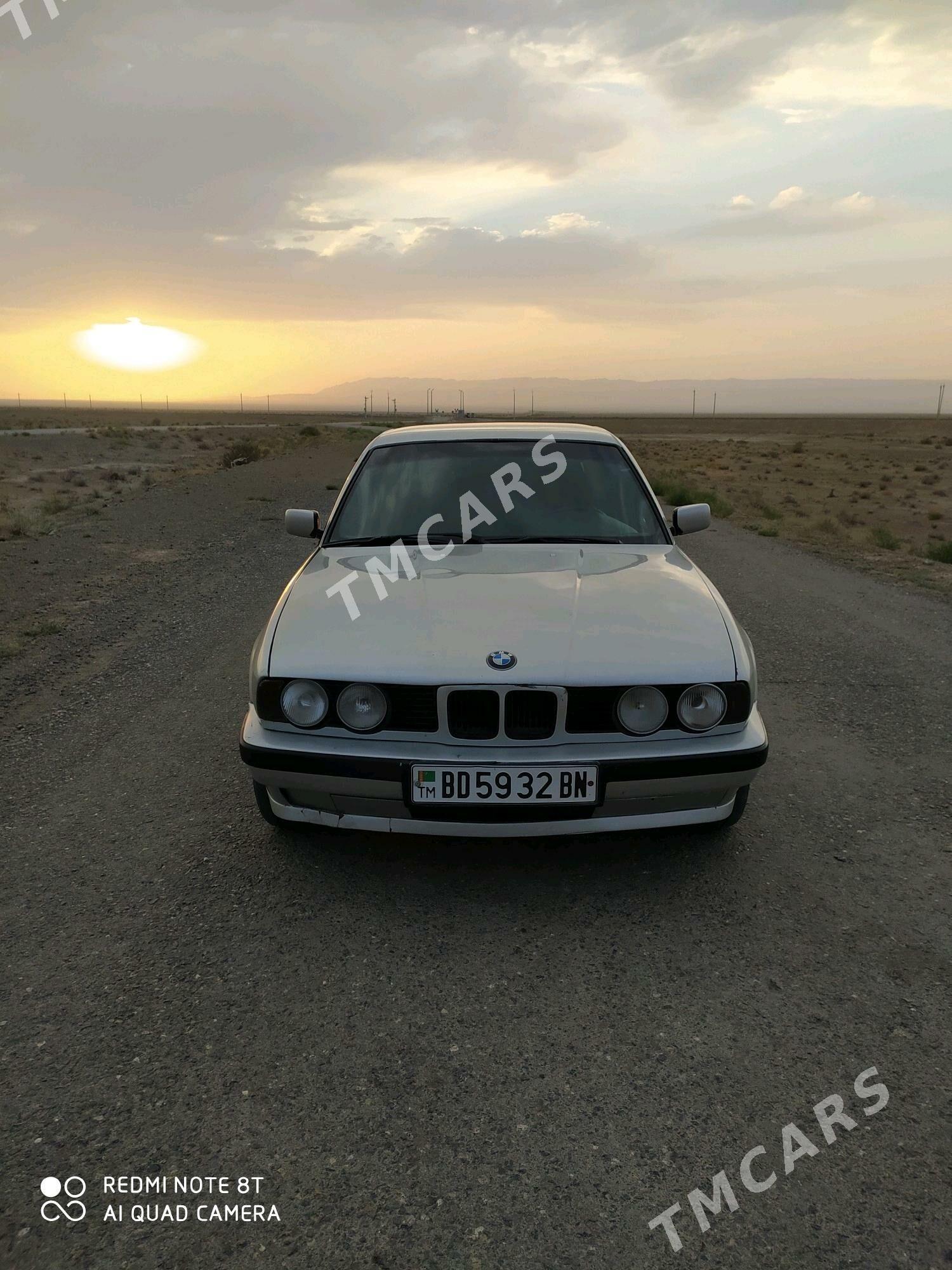 BMW 525 1993 - 43 000 TMT - Берекет - img 4
