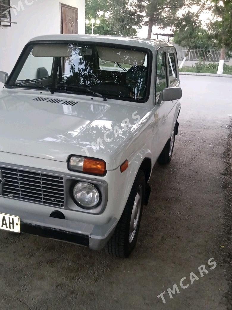 Lada Niva 2010 - 90 000 TMT - Бахарден - img 6