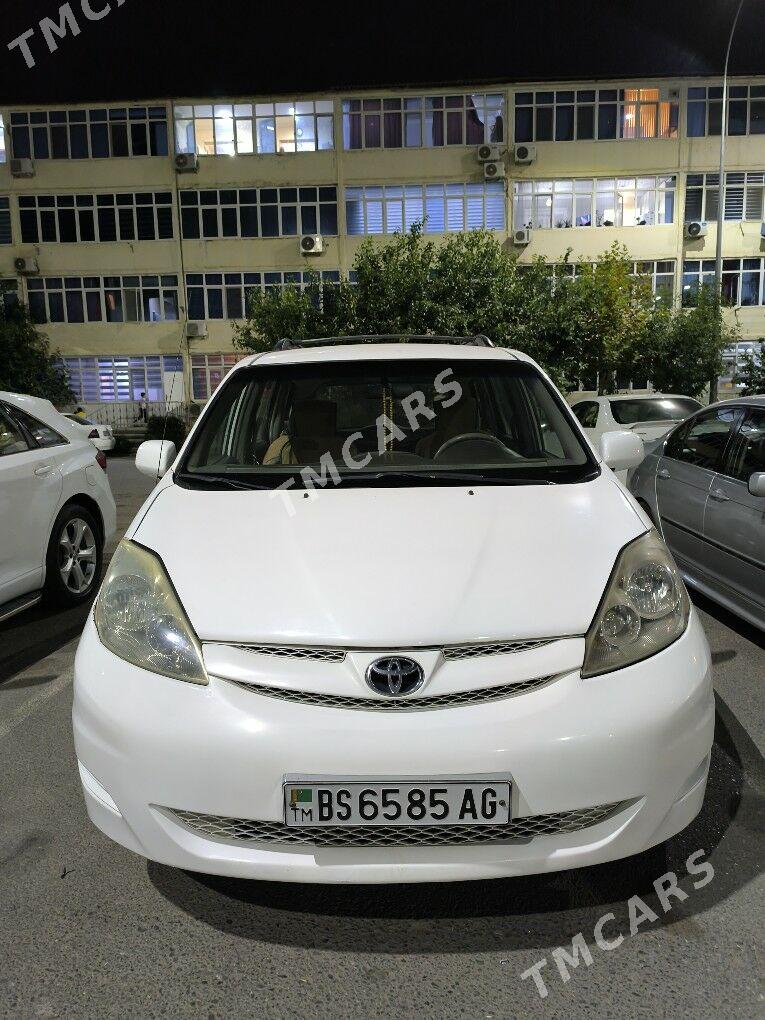 Toyota Sienna 2006 - 170 000 TMT - Aşgabat - img 2