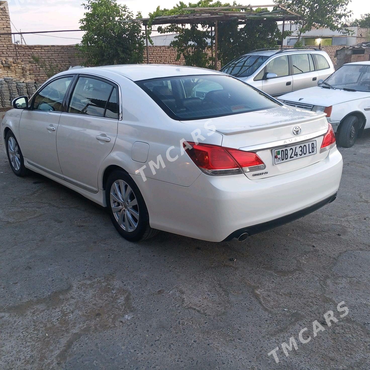 Toyota Avalon 2011 - 260 000 TMT - Seýdi - img 3