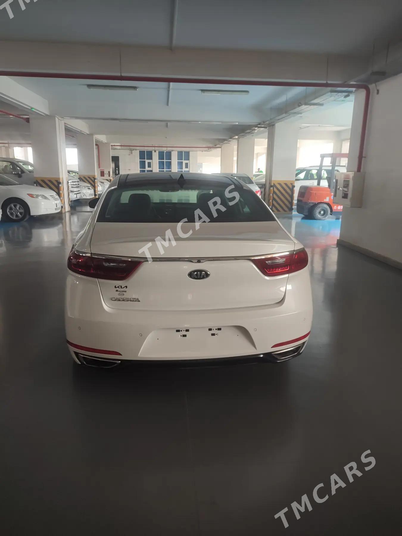 Kia Cadenza 2019 - 380 000 TMT - Досааф - img 3