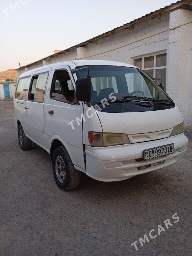 Toyota Hiace 1995 - 50 000 TMT - Magdanly - img 7