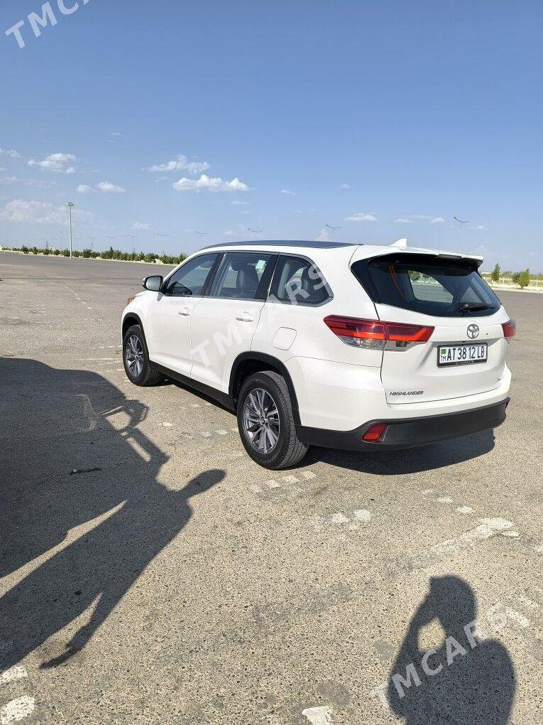 Toyota Highlander 2019 - 530 000 TMT - Türkmenabat - img 5