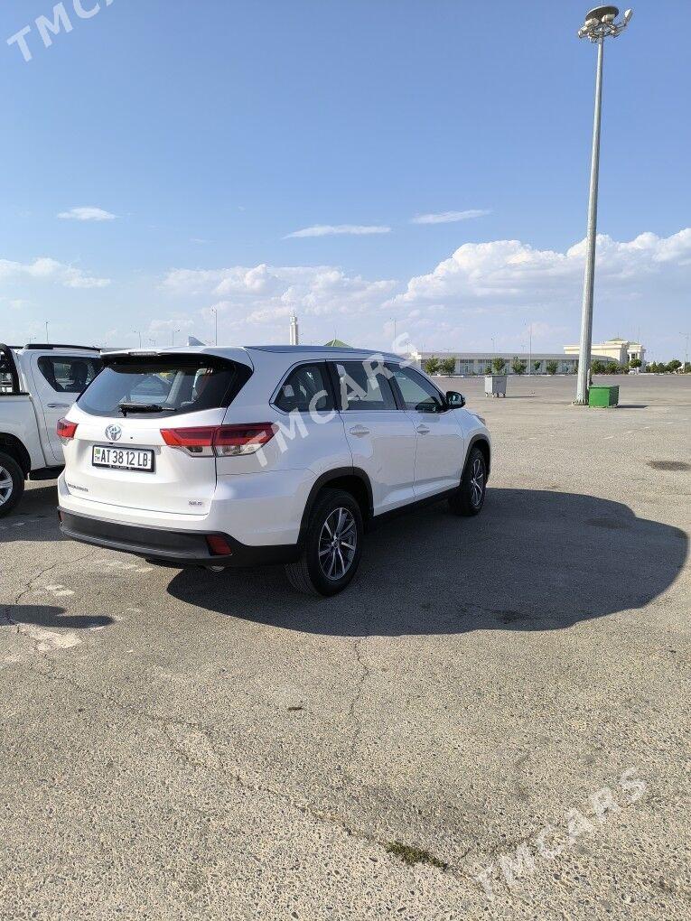 Toyota Highlander 2019 - 530 000 TMT - Туркменабат - img 4