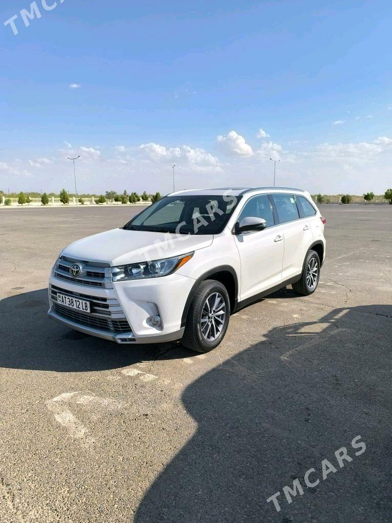 Toyota Highlander 2019 - 530 000 TMT - Туркменабат - img 6
