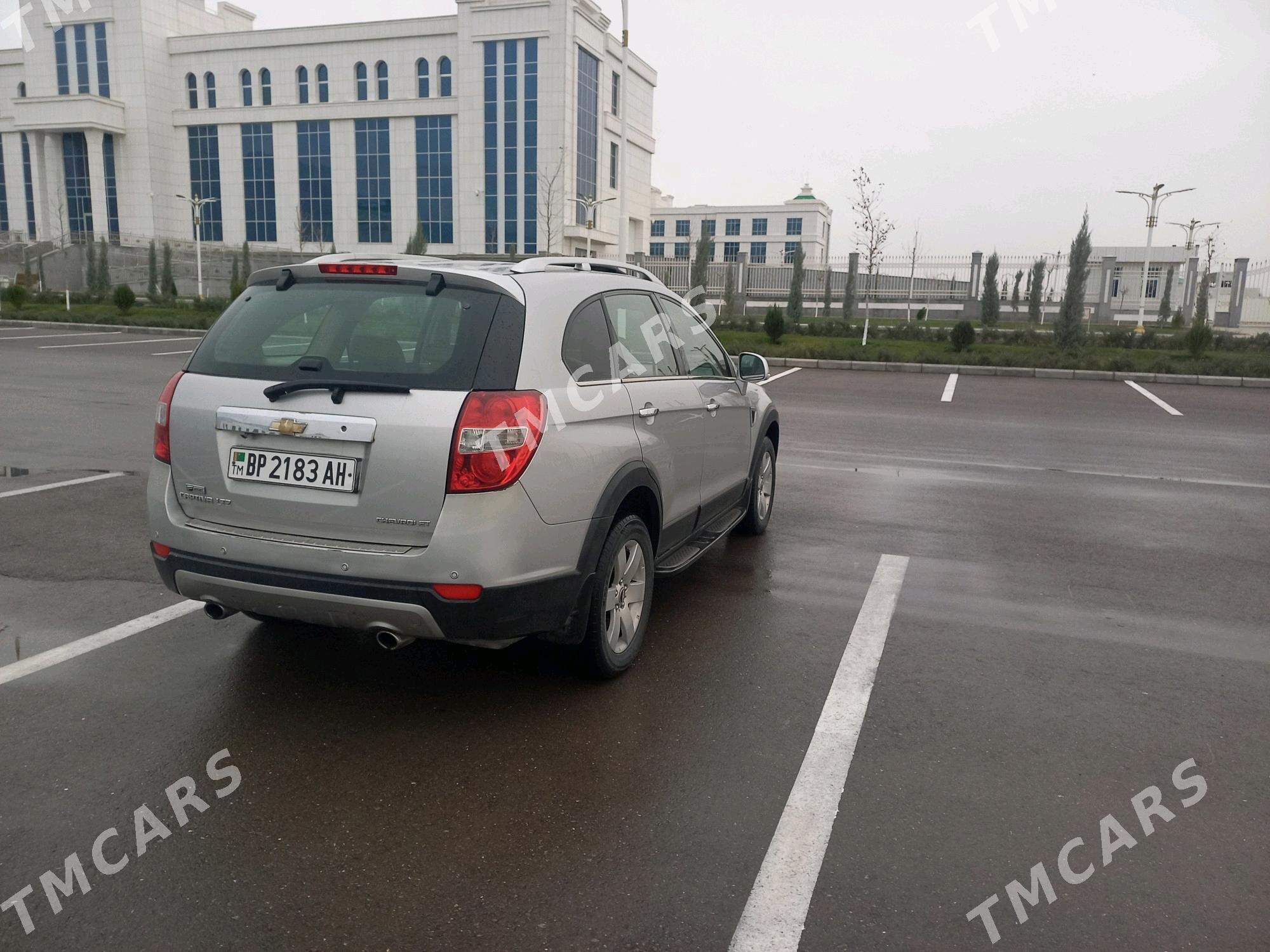 Chevrolet Captiva 2008 - 125 000 TMT - Аркадаг - img 5