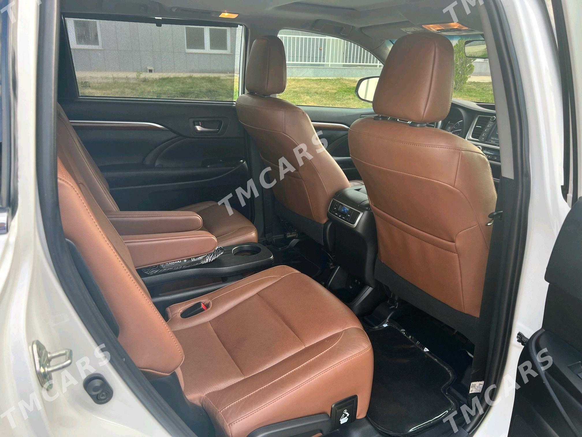 Toyota Highlander 2019 - 500 000 TMT - Гуртли - img 8