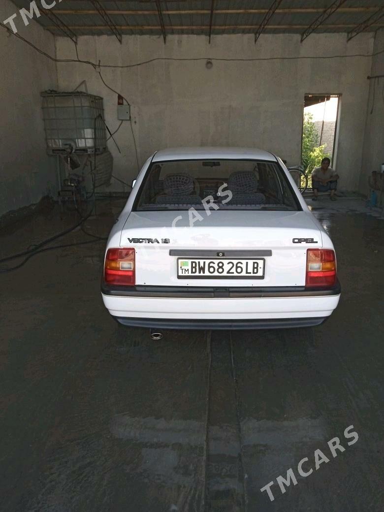 Opel Vectra 1991 - 39 000 TMT - Чарджоу - img 5