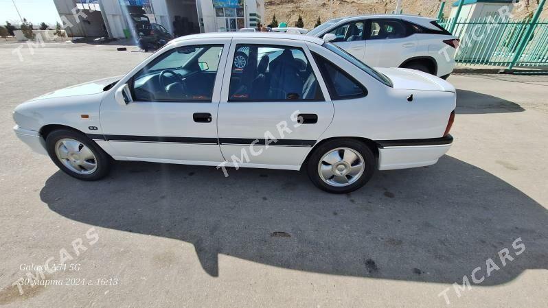 Opel Vectra 1995 - 45 000 TMT - Туркменбаши - img 6