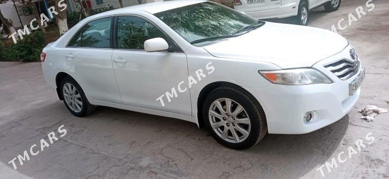 Toyota Camry 2010 - 130 000 TMT - Magdanly - img 3
