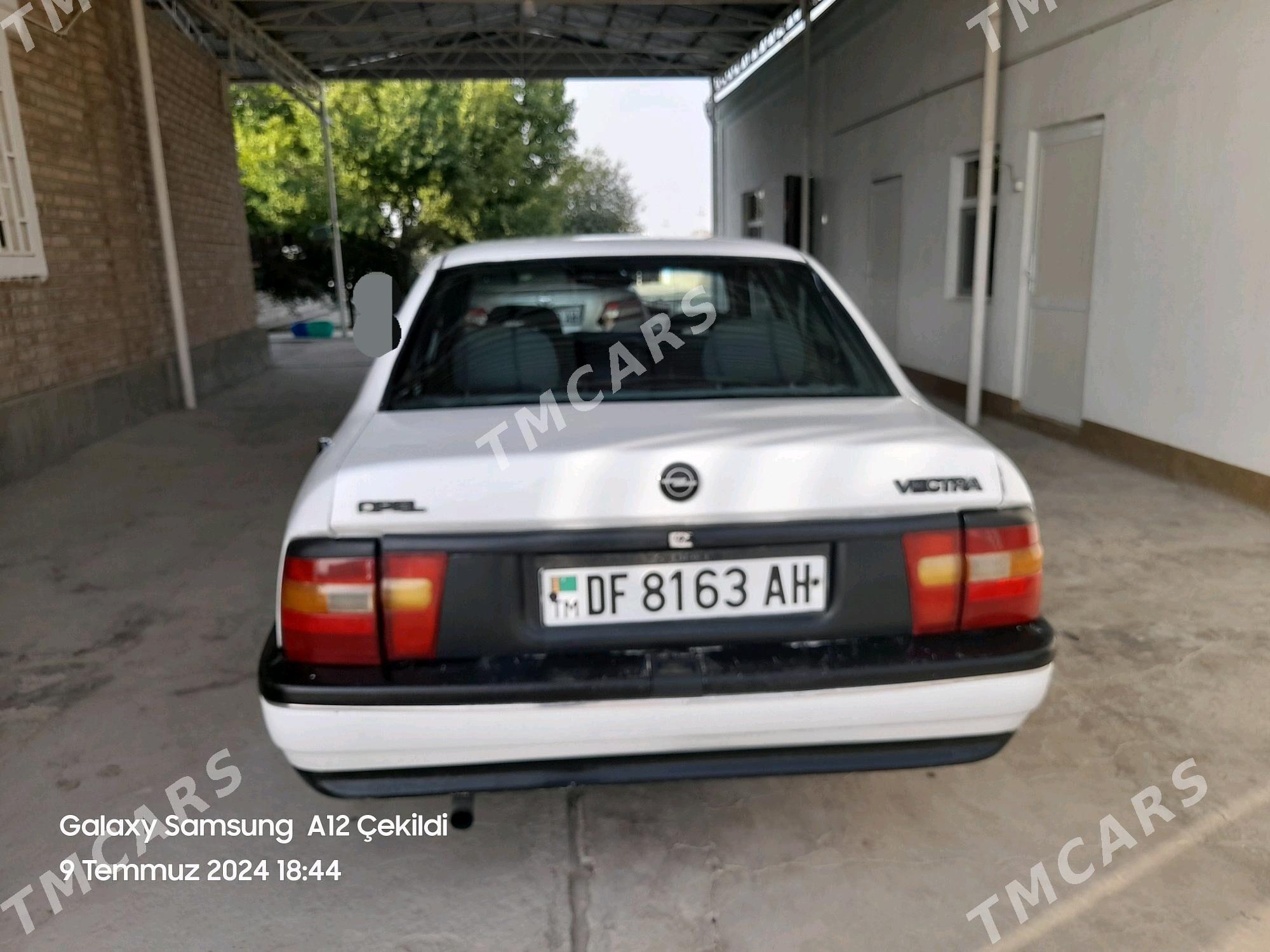 Opel Vectra 1993 - 30 000 TMT - Бахарден - img 3