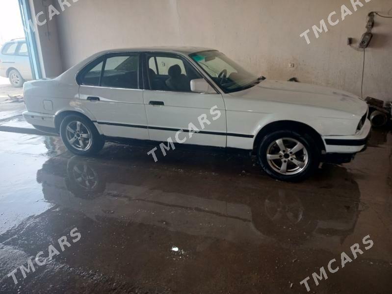 BMW 525 1991 - 28 000 TMT - Мары - img 7