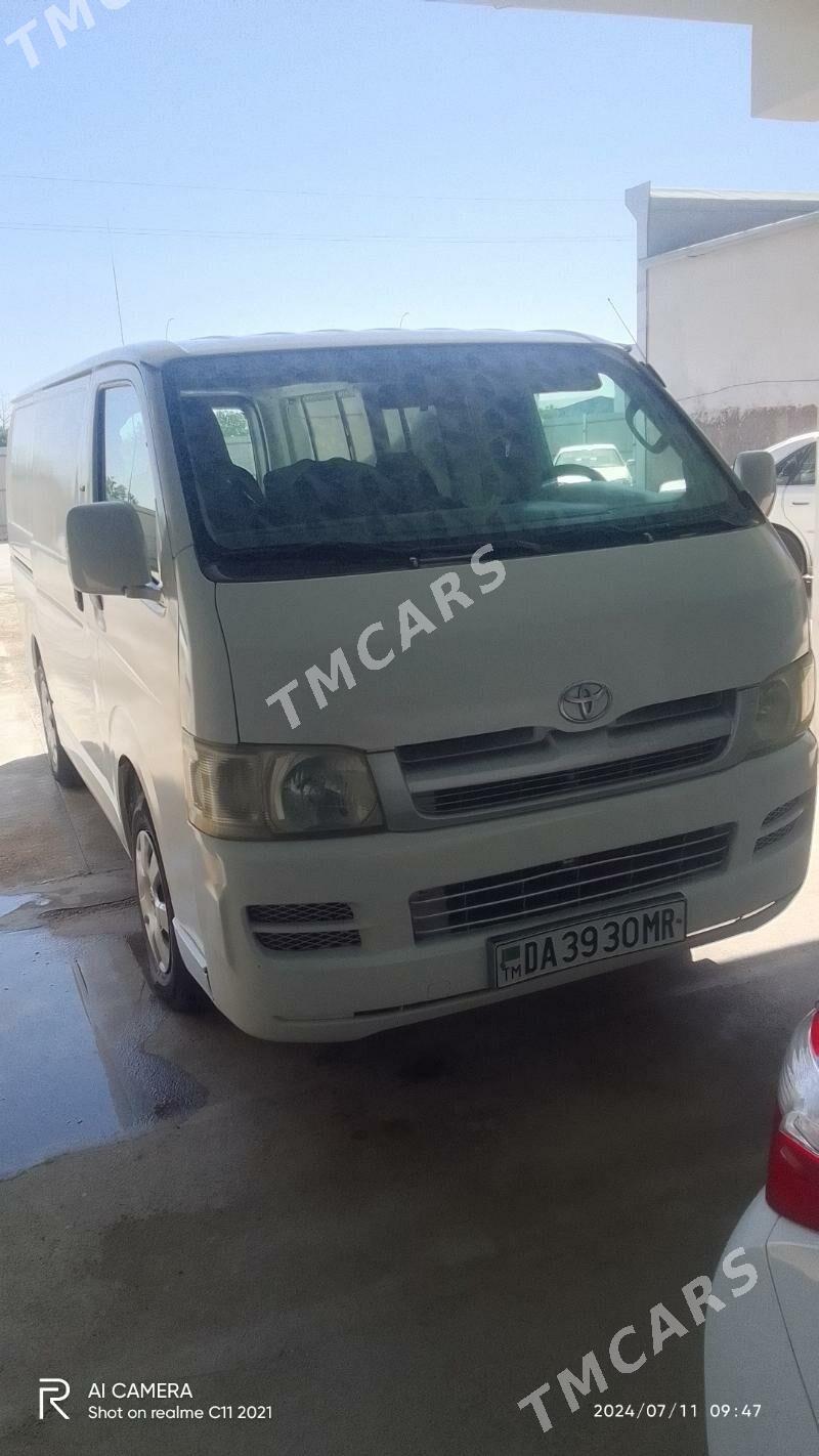 Toyota Hiace 2007 - 160 000 TMT - Мары - img 3