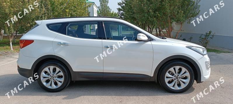 Hyundai Santa Fe 2013 - 250 000 TMT - Тязе заман - img 3