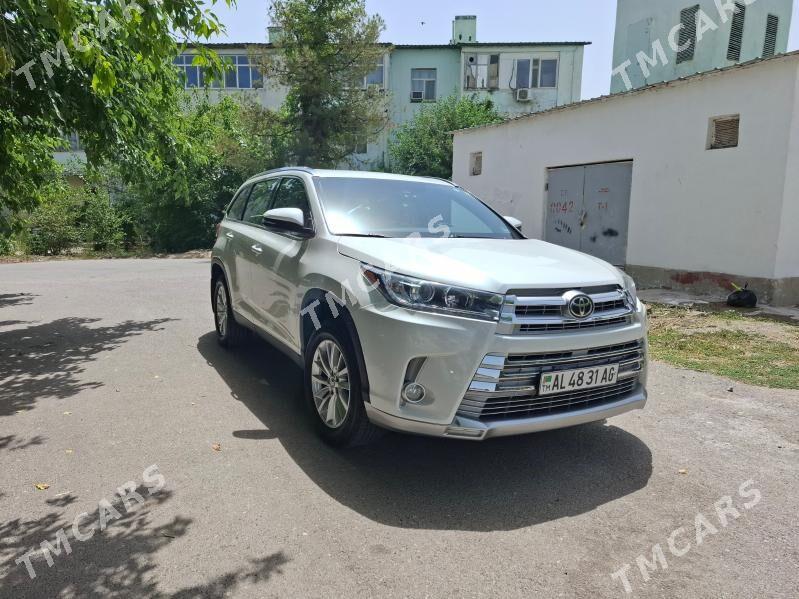 Toyota Highlander 2019 - 422 000 TMT - 1 mkr - img 3