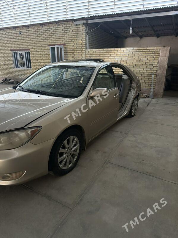 Toyota Camry 2003 - 95 000 TMT - Мары - img 3