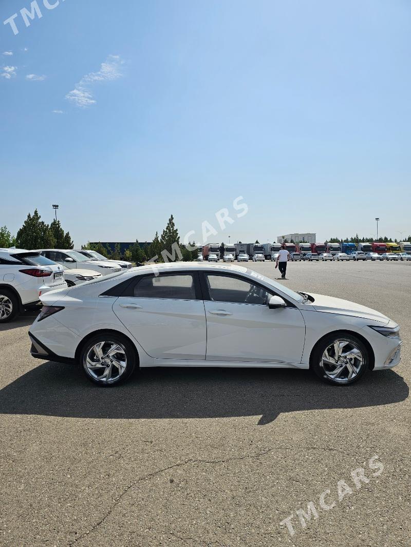 Hyundai Elantra 2024 - 325 000 TMT - Aşgabat - img 4