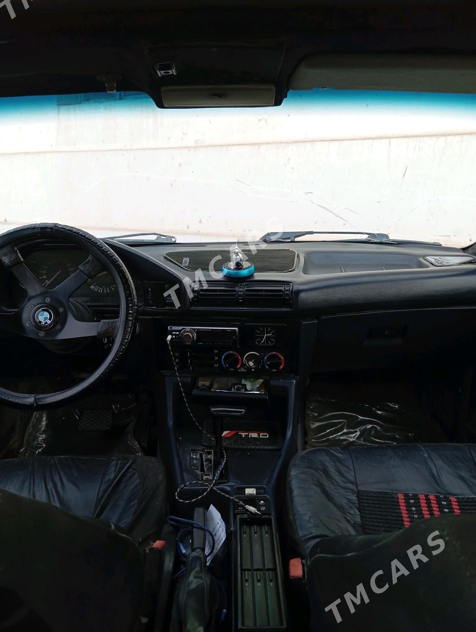 BMW 525 1991 - 30 000 TMT - Köneürgenç - img 2