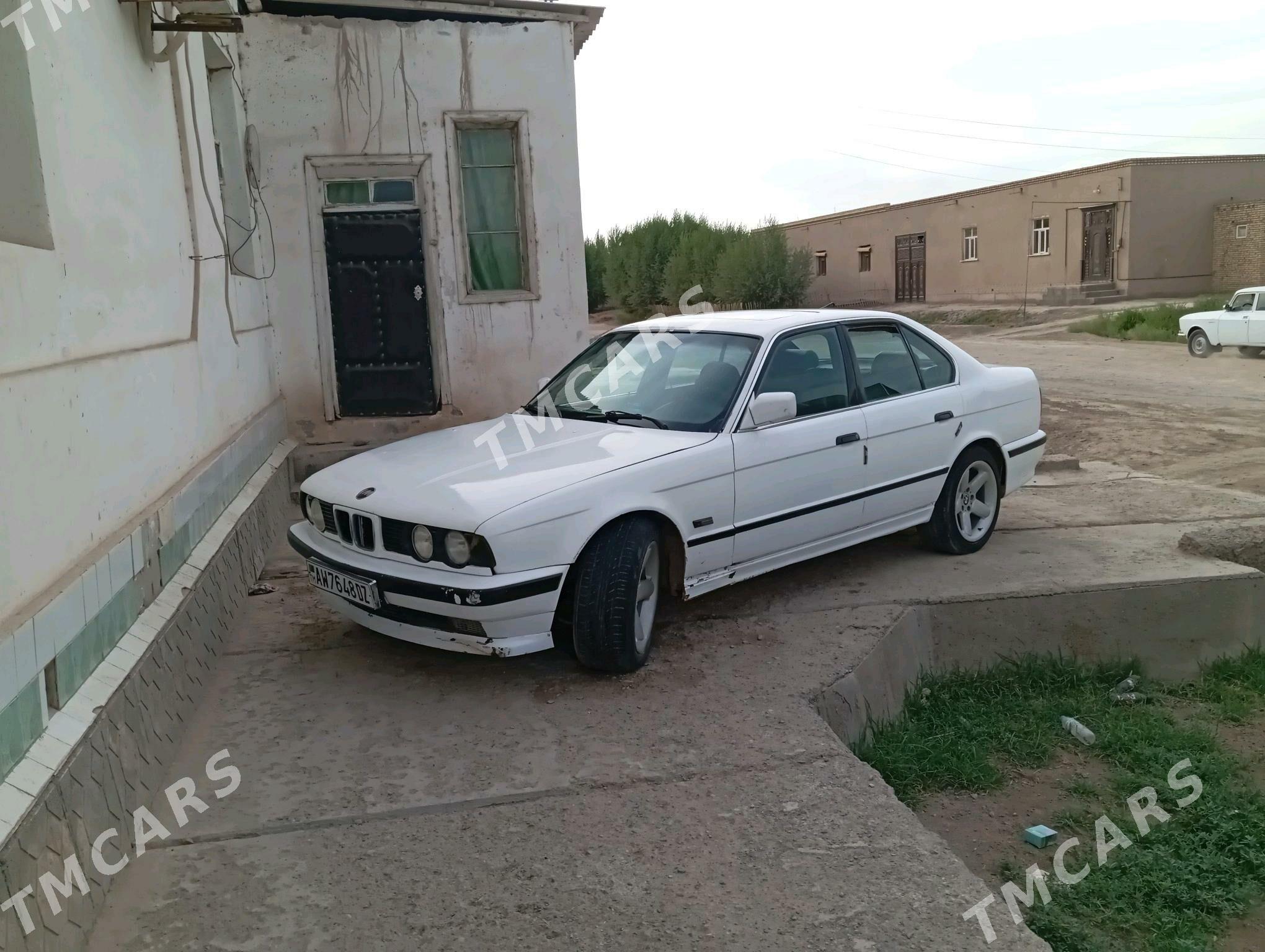 BMW 525 1991 - 30 000 TMT - Кёнеургенч - img 4