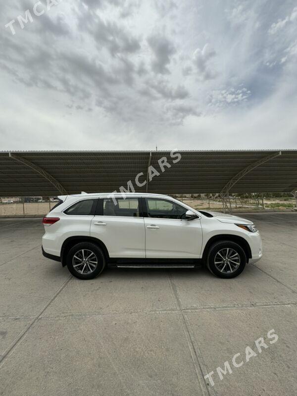 Toyota Highlander 2019 - 480 000 TMT - Balkanabat - img 3