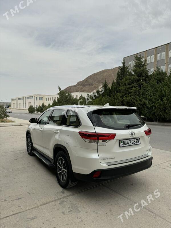 Toyota Highlander 2019 - 480 000 TMT - Балканабат - img 8