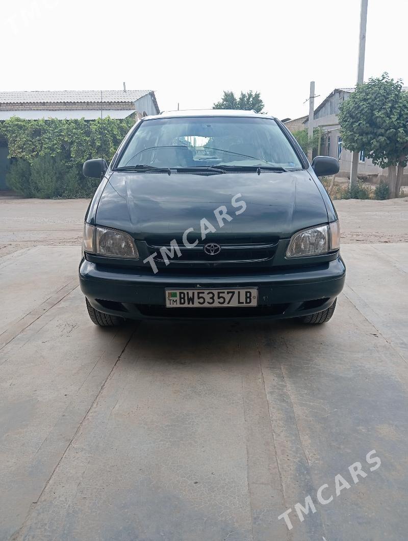 Toyota Sienna 2000 - 150 000 TMT - Фарап - img 5