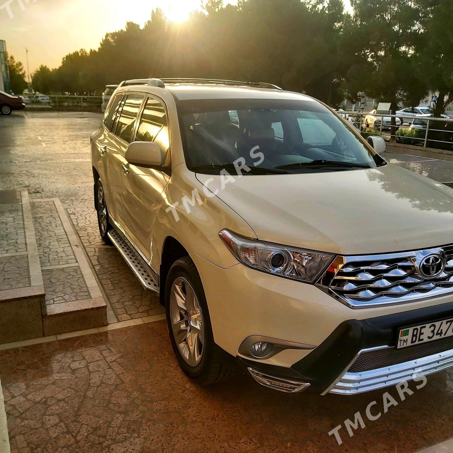 Toyota Highlander 2012 - 300 000 TMT - Туркменабат - img 2