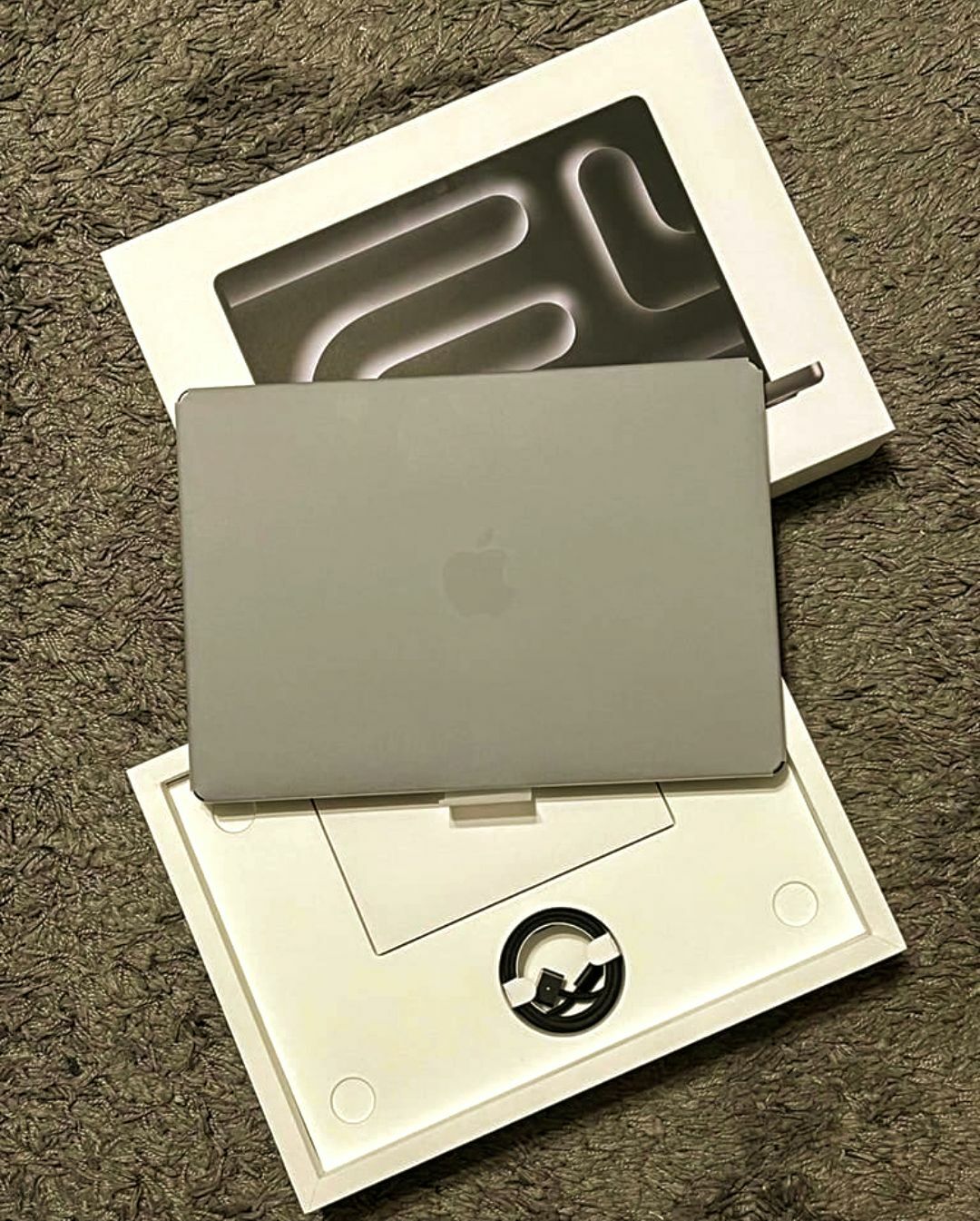 MacBook Pro 16"/M3/RAM 128GB - Aşgabat - img 2