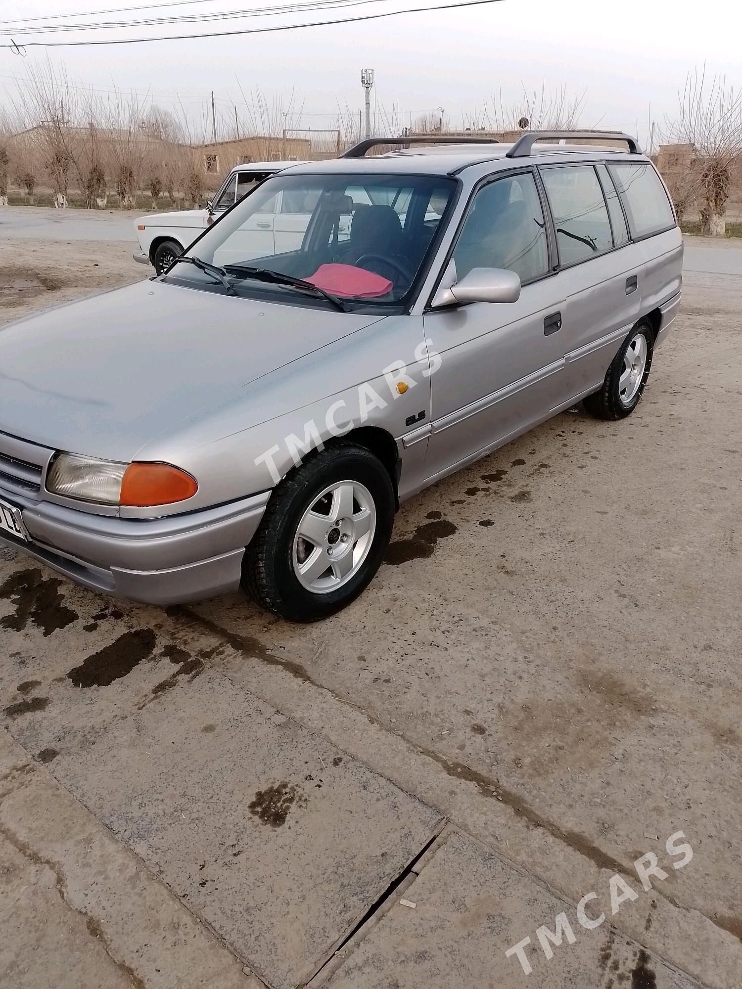 Opel Astra 1994 - 19 000 TMT - Сакар - img 2