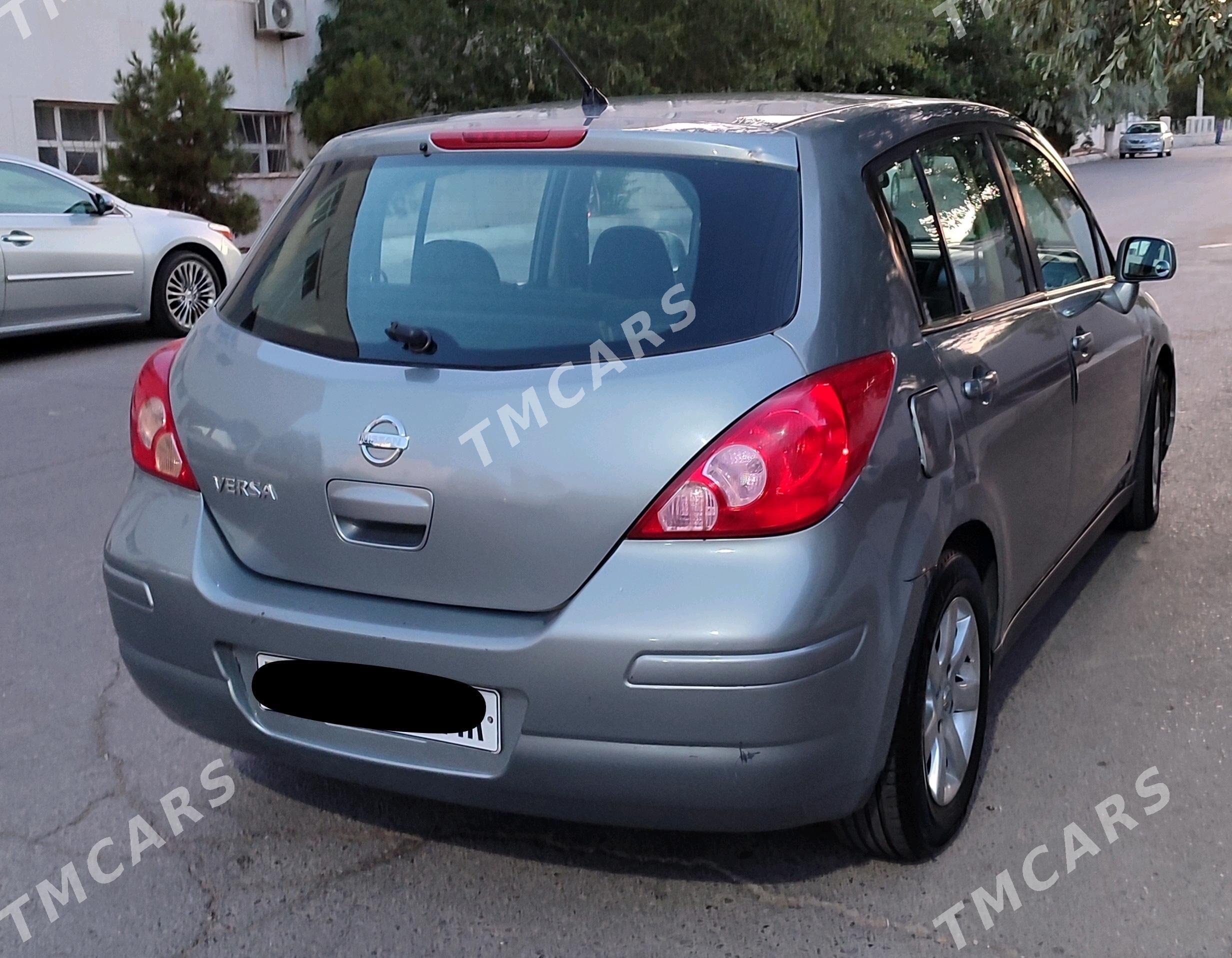 Nissan Versa 2010 - 80 000 TMT - Туркменбаши - img 3