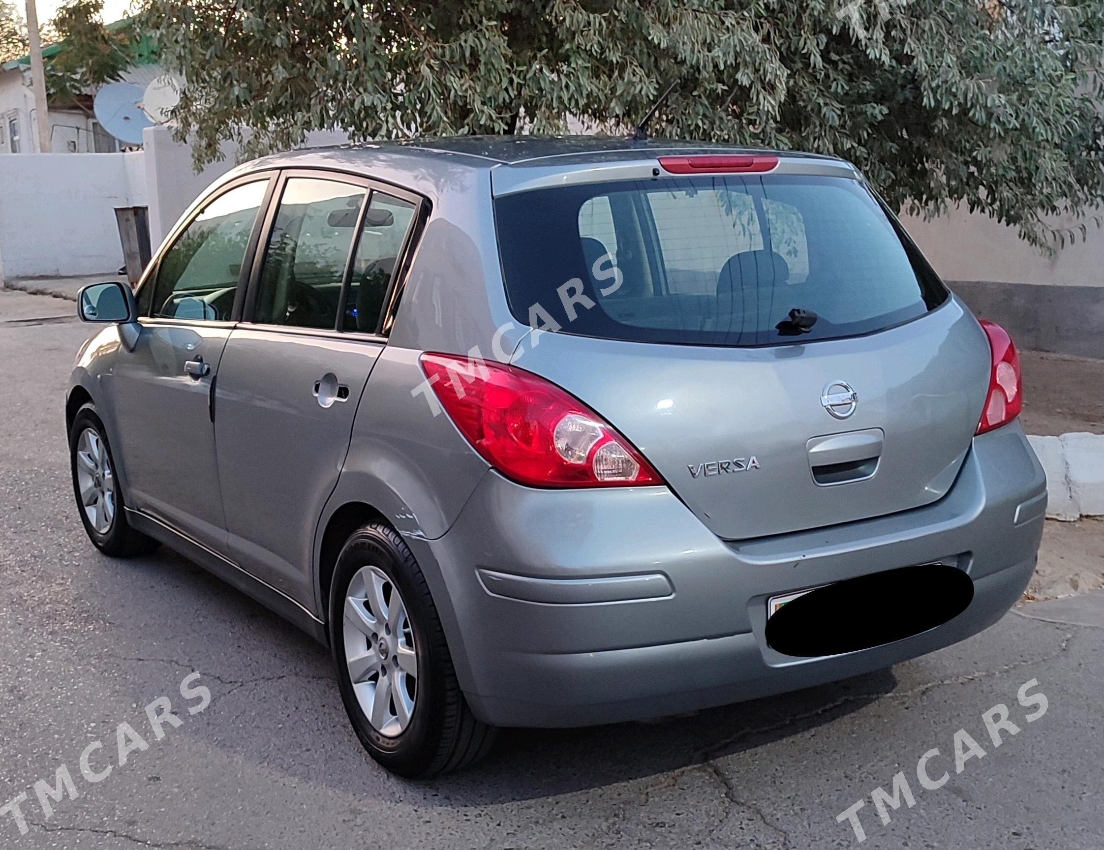 Nissan Versa 2010 - 80 000 TMT - Türkmenbaşy - img 4