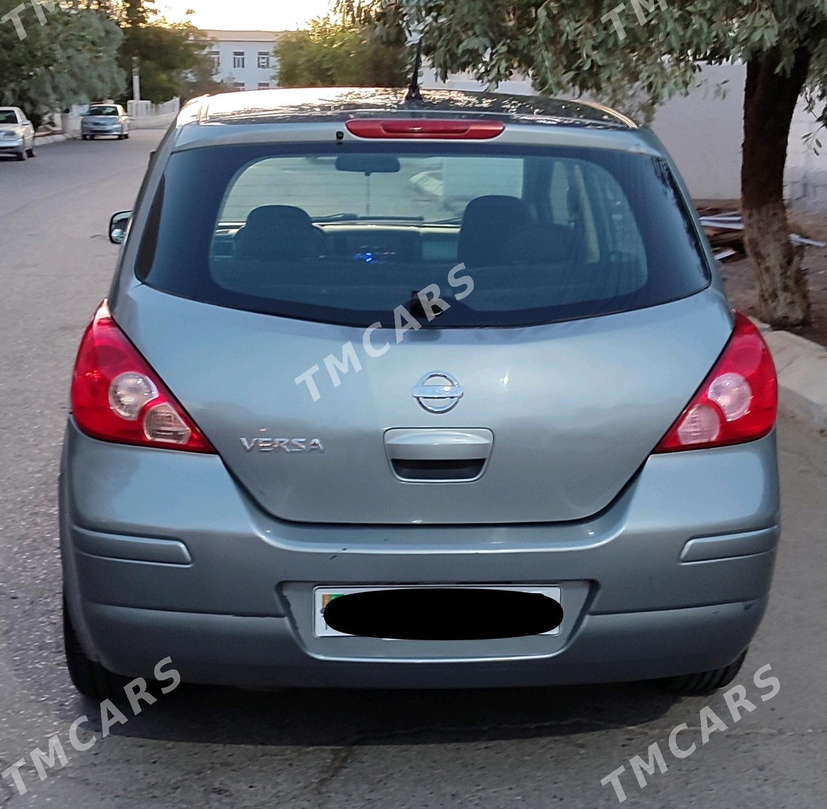 Nissan Versa 2010 - 80 000 TMT - Туркменбаши - img 5