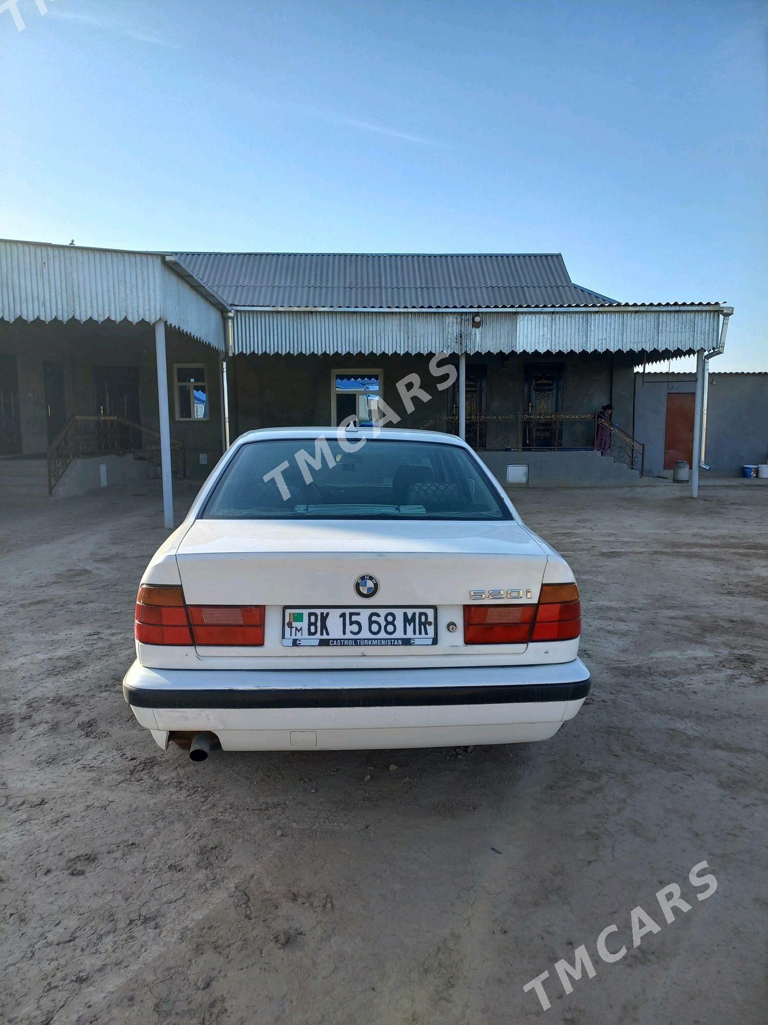 BMW 520 1991 - 30 000 TMT - Байрамали - img 4