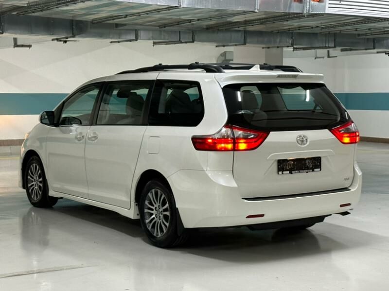 Toyota Sienna 2020 - 505 000 TMT - Ашхабад - img 5
