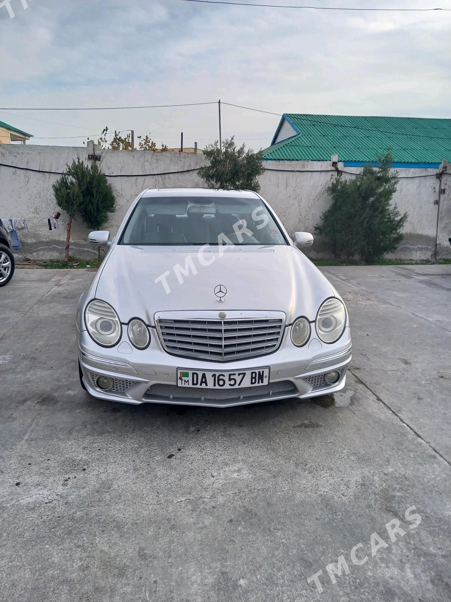 Mercedes-Benz E320 2003 - 120 000 TMT - Туркменбаши - img 2