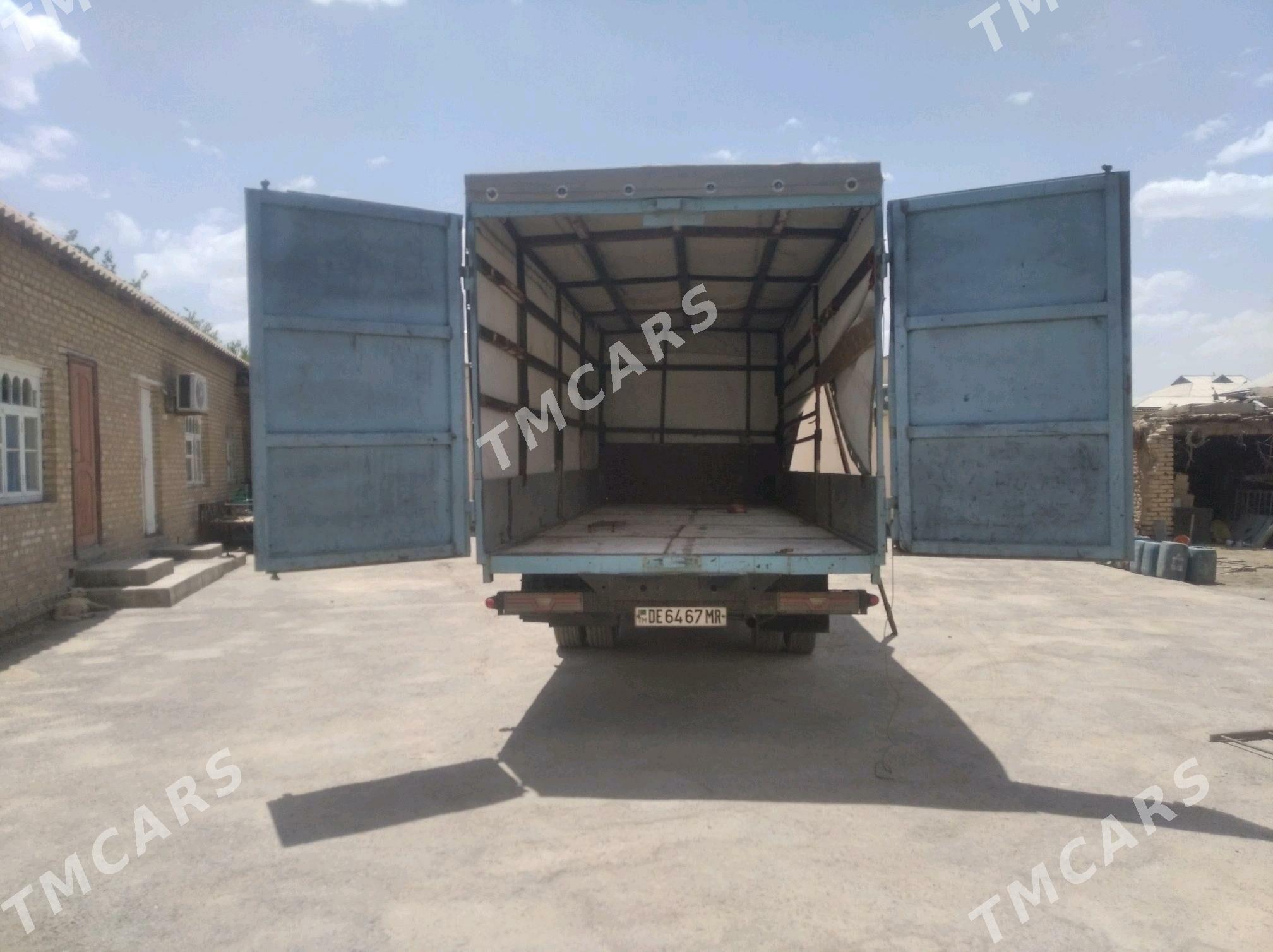 Mitsubishi Canter 2003 - 300 000 TMT - Mary - img 2